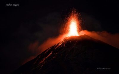 ¿Qué alertas fueron elevadas por erupción del volcán de Fuego?