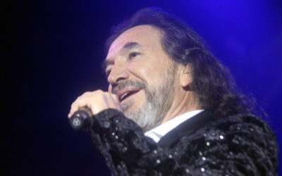Marco Antonio Solís le canta al amor, bajo la Luna de Xelajú