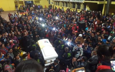Dan apoyo a familia de joven migrante asesinada