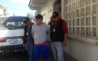 Hallan tres teléfonos durante operativo en la zona 7 de Xela