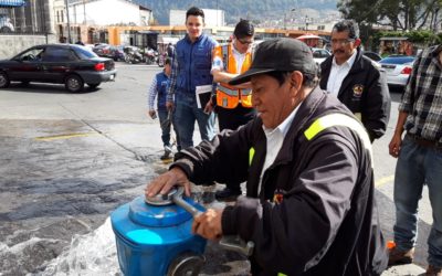 Revisan funcionamiento de hidrantes en Xela