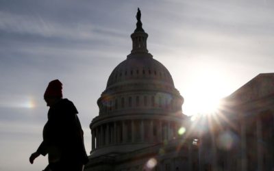 Senado de EE.UU. prepara votación a 33 días del cierre parcial del gobierno