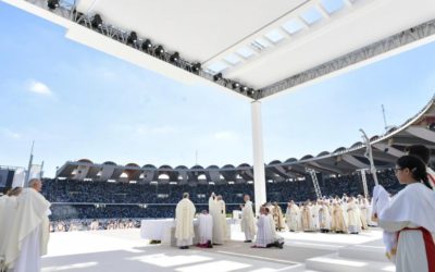 Histórica misa del papa en Emiratos