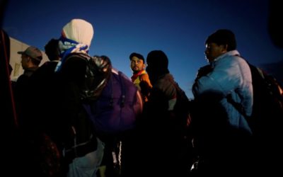 Migrantes centroamericanos llegan a frontera de México con EE.UU.