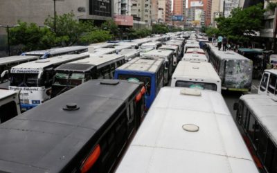 Manifestación de transportistas a favor de la entrada de ayuda humanitaria en Venezuela