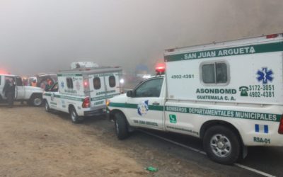 Otra tragedia en Nahualá, bus cae a barranco y reportan al menos dos muertos