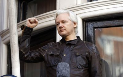 Assange arrinconado en su refugio en embajada de Ecuador en Londres
