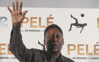 ¿Por qué fue ingresado Pelé a un hospital?