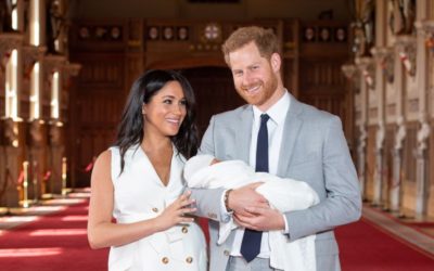 Meghan Markle y príncipe Harry presentan al mundo a su primer hijo