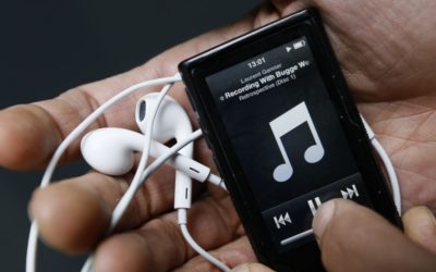 Escuchar música puede aliviar el dolor de los pacientes con cáncer: estudio