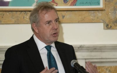 Embajador de Gran Bretaña renuncia tras llamar a gobierno de Trump «inepto»
