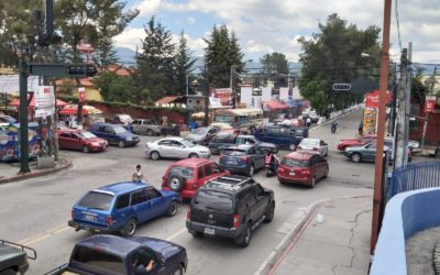 ¿Disminuye carga vehicular en la ciudad de Quetzaltenango?