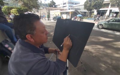 ¿Qué hacen pintores en las calles del Centro Histórico de Xela?