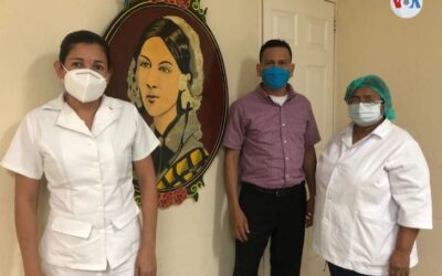 Enfermeros entre miedo al contagio y carga emocional de atender pacientes graves en Nicaragua