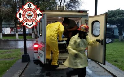 Bomberos buscan solución a largas esperas y rechazos de pacientes que trasladan a hospitales de Quetzaltenango
