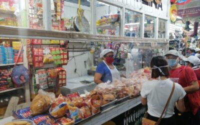 Medidas que toma el Mercado La Democracia para evitar contagios de COVID-19. Horario limitado este sábado
