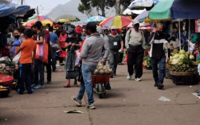 Así responden vendedoras del mercado Terminal Minerva en Xela, a recomendaciones sanitarias