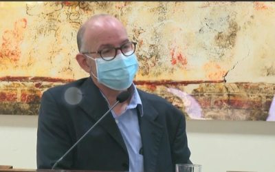 Director de la Coprecovid presenta estrategia de encajonar al COVID-19