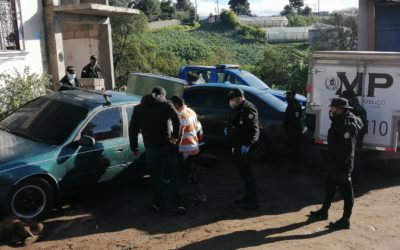 Capturan, en la zona 9 de Xela, a dos hombres señalados de asaltar a repartidores