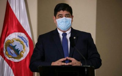 Gobierno de Costa Rica reduce salario al gabinete para reducir gasto público en la pandemia