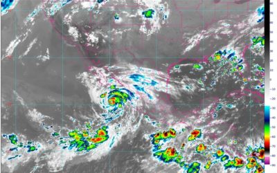 Huracán Genevieve se acerca a la península de Baja California