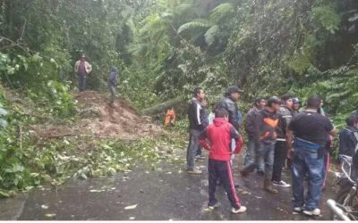 Quetzaltenango | Monitorean rutas hacia la Costa Sur debido a saturación de suelos