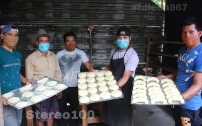 Se quedan sin empleo por la pandemia y ahora se dedican a la elaboración de pan