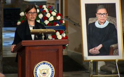 Ginsburg es la primera mujer en estar en la Capilla del Capitolio de EE.UU.