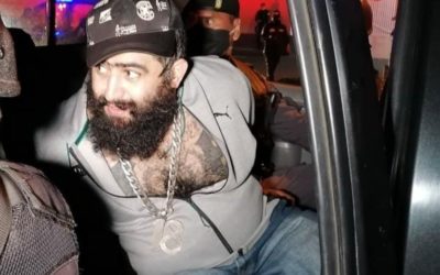 Líder del barrio 18 durante su traslado: «No importa, no importa. Cualquier tumba es buena»