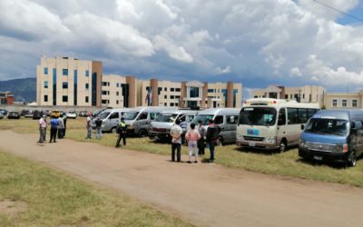 Revisan microbuses en Xela previo a su reactivación