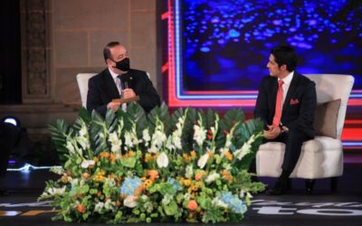 Giammattei entregó donativo y advirtió sobre la Tormenta Tropical Iota, durante su intervención en Teletón 2020