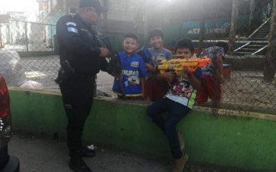 PNC cambia juguetes bélicos por educativos