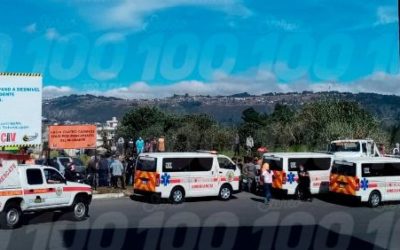 Camión del Ejército de Guatemala cae a barranco