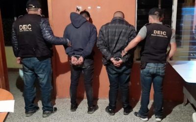 Detenidos en Huehuetenango por estafar en la compra de picop