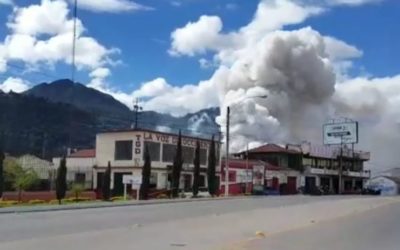 Incendio en una venta de pirotecnia en Xela