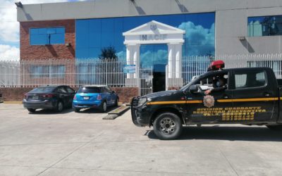 ¿Cuántos cadáveres fueron ingresados al INACIF de Xela durante octubre?