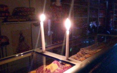 Constantes apagones en Xela afectan ventas en Mercado la Democracia