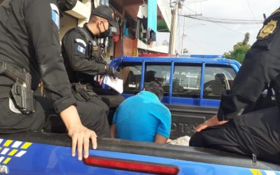 Pedía dinero a dos personas a cambio de no publicar fotos y videos íntimos