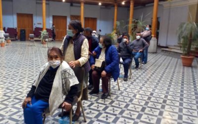 Jubilados del Estado actualizan datos en Gobernación de Quetzaltenango