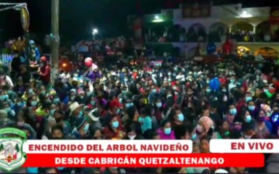 Actividad navideña provoca aglomeración de personas en Cabricán, con visto bueno de autoridades municipales