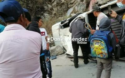Tragedia en Huehuetenango: Iban pasando cuando roca les cayó encima