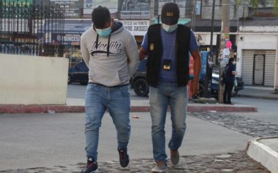 Solicitó material pornográfico a una menor de 13 años, y luego lo difundió en Zunil