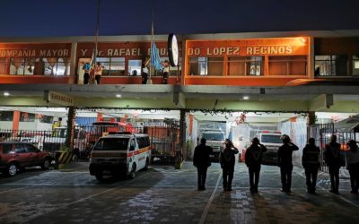 Celebran desde la madrugada el aniversario 60 de Bomberos Voluntarios en Xela