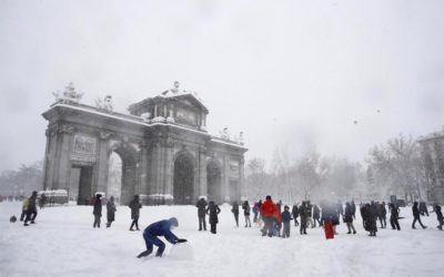 Madrid se paraliza por histórico temporal de nieve