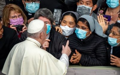 Papa expande papel de las mujeres en la Iglesia Católica