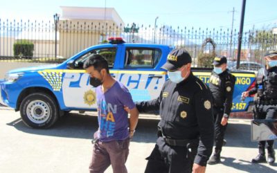 PNC lo señala de tocar partes íntimas de una adolescente