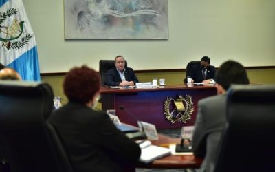 Giammattei anunció cambios en disposiciones pero estos no fueron publicados.