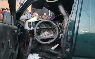 Microbús colisiona contra plataforma en Coatepeque, varias personas heridas