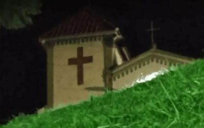 Niños afirman que Virgen de Fátima se les apareció, algunos les creen pero otros dicen que es un reflejo