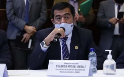 Presidente de Anam defiende vacunación de alcalde de Villa Canales